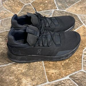 Black on black OnClouds